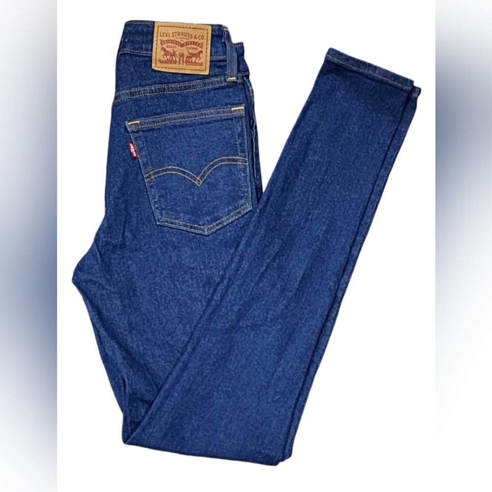 Levi's high rise skinny medium wash, size 26